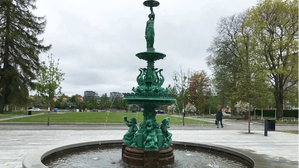 Fontänen har funnits i Skellefteå i 133 år, och nu ska den få nya inslag. 