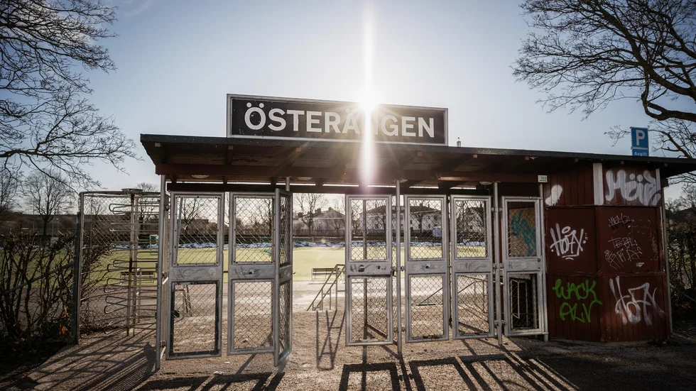 Hade allt gått enligt planen hade Österängens IP varit renoverad för åtta år sedan.