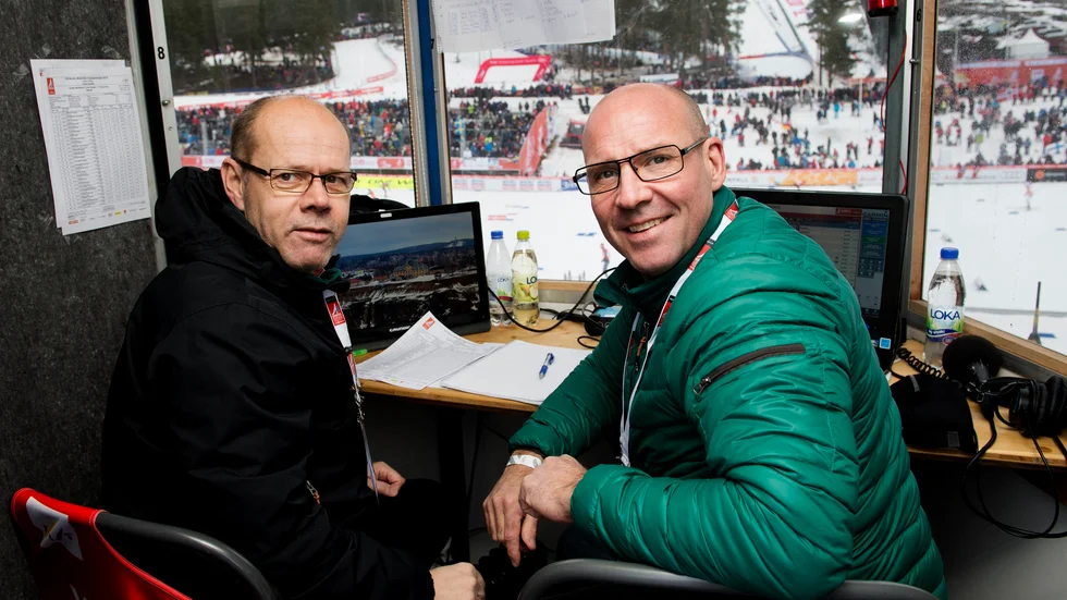 Torgny Mogren (t h) i radiohytten för några år sedan. Här tillsammans med Radiosportens Dag Malmqvist. Numera bor Mogren i Uppsala.
