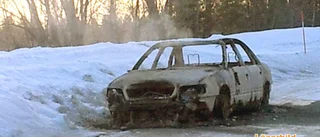Vem satte eld på personbilen?