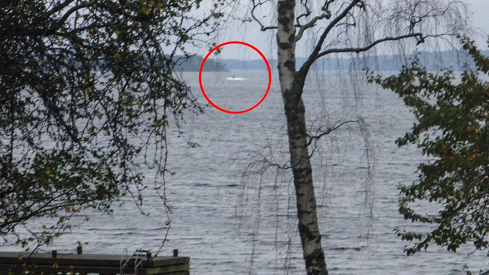 Amatörbild som visades upp på försvarets presskonferens 19 oktober 2014 Foto: F÷RSVARET.