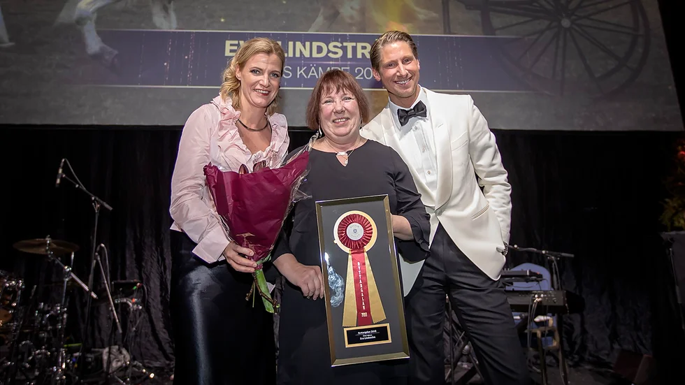 Eva Lindström, årets kämpe, tillsammans med Annika Tjernström och Patrik Kittel.