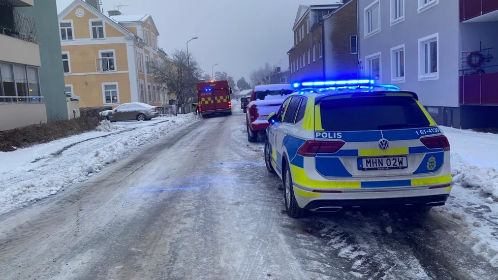 Räddningstjänsten larmades till ett flerfamiljshus efter rökutveckling.