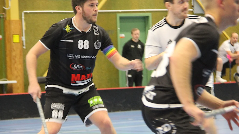 Joacim Svensson, lagkapten i IBF Grillby, tycker att laget stod upp bra mot division 1-laget Björklinge trots förlusten och menar att man redan nu håller för att spela högre upp. "Vi vill vinna varje match vi spelar", säger han och menar att Åland borta i serien nästa helg är en oerhört viktig match för fortsättningen.