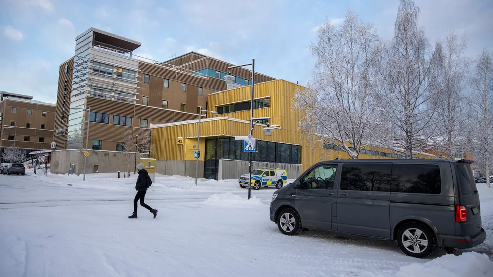 På tordsagen fortsätter förhandlingen i målet om mordet på Notviken. 