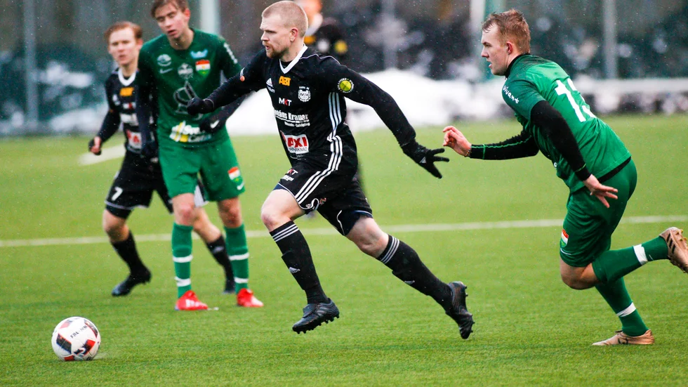 Michael Tuhkanen gjorde två mål för Fanna.