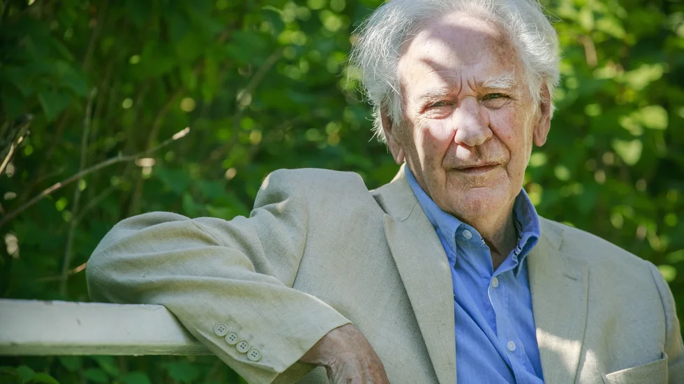 Poeten Lennart Sjögren, 91 år, mottog nyligen det prestigefyllda Tranströmerpriset för sin långa författargärning.
