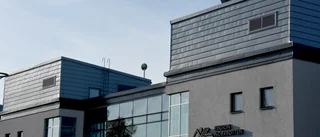 Skrota regionerna, lägg ansvaret på staten