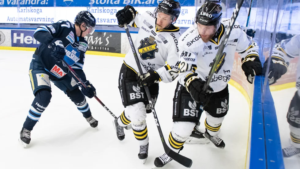 Både Karlskoga och AIK får matcher inställda i hockeyallsvenskan. Arkivbild.