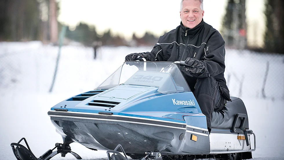 Skoter. I år ska Jan Löfroth köra Lövångerträffen med sin nyinskaffade Kawasaki Invader 340 från 1980. Foto: Lars Eriksson.