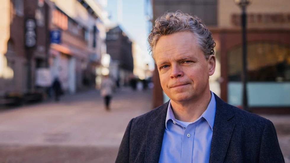 Putin förstår att omvärlden uppfattar folkomröstningarna som bluff, menar Erik Melander, professor i freds- och konfliktforskning på Uppsala universitet. "Men syftet är ingen sådan legitimitet, utan att skapa politiska hot inför fortsättningen av kriget."  