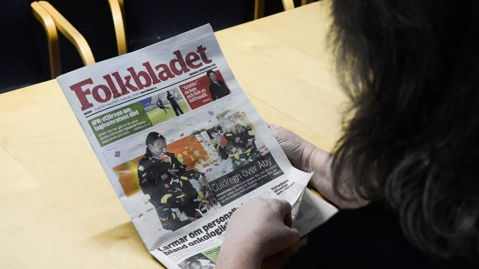 Folkbladets papperstidning trycks från och med i kväll tidigare än förut. Det får konsekvenser för sen sport.