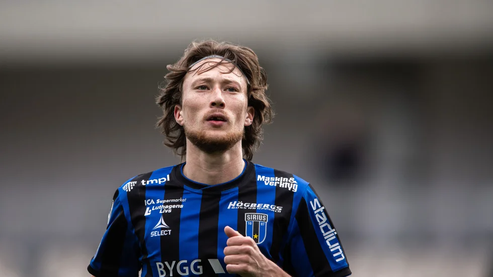 Före detta Siriusspelaren Axel Björnström kan vara på väg till AIK.