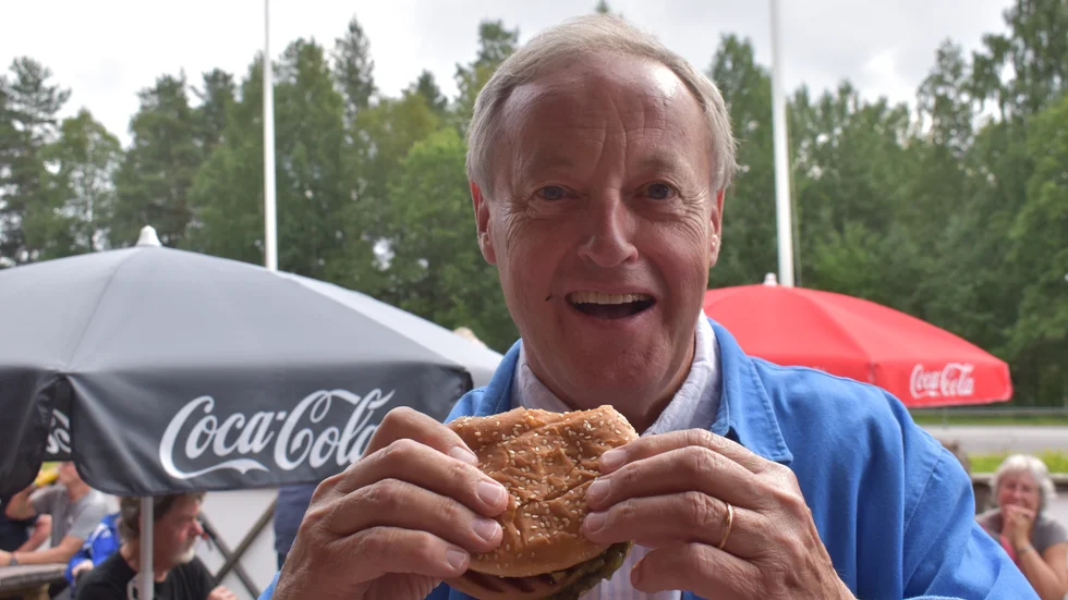 ”Vi är inte parisaretalibaner, vi är parisareliberaler”, säger Tommy Schönstedt, president.
