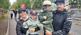 Regnet stoppade inte barnfamiljerna