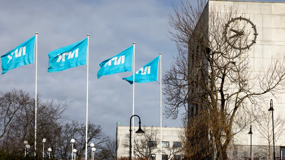 Norska NRK har lurats på stora summor av en bedragare. Arkivbild.