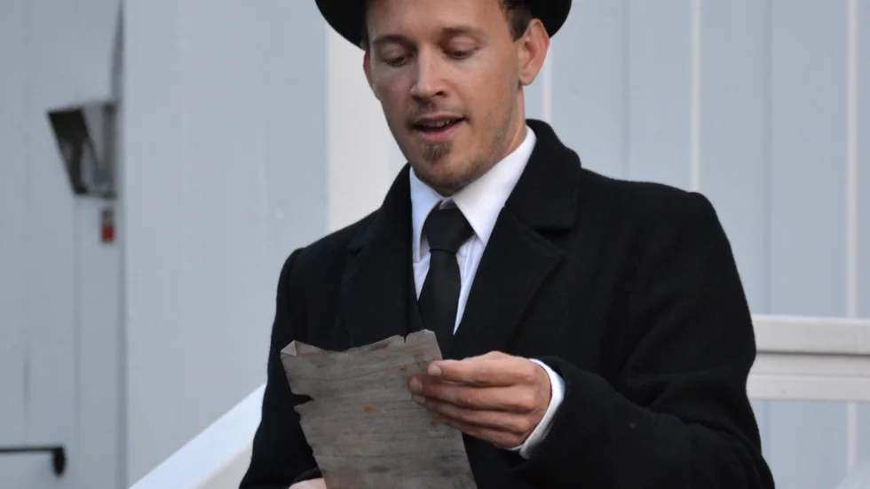 Museipedagog Morgan Stenberg vid Piteå museum.
