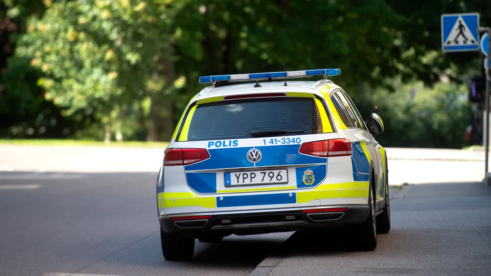 Polisen grep tre unga kvinnor i Nyköping tidigt på lördagsmorgonen. Bilden är en arkivbild och tagen i ett annat sammanhang. 
