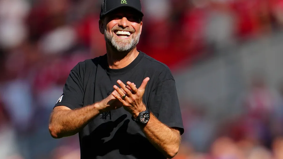 Liverpools tränare Jürgen Klopp sticker ut bland tränarkollegorna i Europas toppligor, åtminstone vad gäller tid på jobbet. Han fick jobbet för snart åtta år sedan medan genomsnittstränaren säger tack och hej eller sparkas efter bara 16 månader, enligt en rapport från Uefa. Arkivbild.