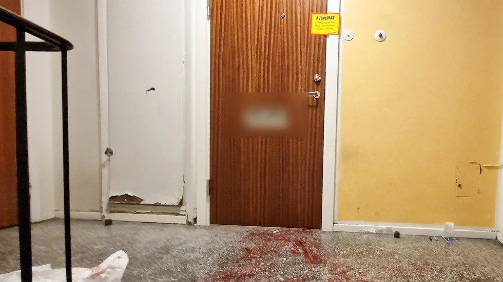 En kvinna i 50-årsåldern har anhållits misstänkt för försök till mord.
