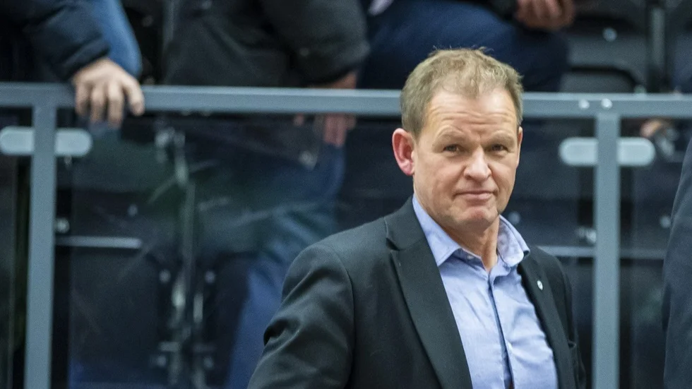 Johan Strömwall är på väg tillbaka till hockeyn.