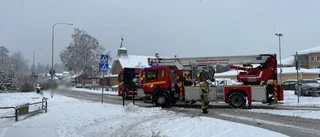 Vägar stängdes av i centrala Hultsfred efter olycka