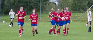 Seger: Flicklaget avslutade säsongen med flaggan i topp 