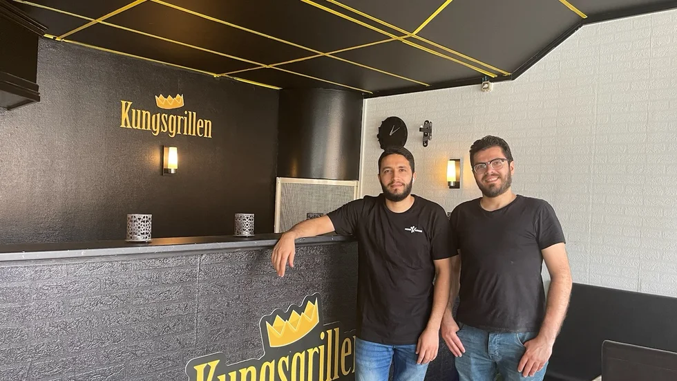Abdullah Sassila och Mohamad Sassila säger att Kåge grill gjort bra ifrån sig med en omsättning på 5,3 miljoner förra året. 