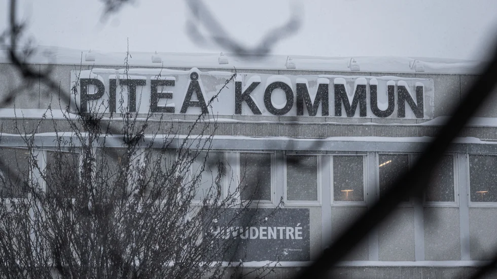 "Att avsluta en anställning utan sakliga skäl bara för att man kan och vill, en arbetsinsats som man dessutom är mycket nöjd med, det är för mej obegripligt. Att kostnaden för detta dessutom blir drygt 3 miljoner är för mej en ekonomisk nonchalans", skriver insändarskribenten. (Arkivbild)