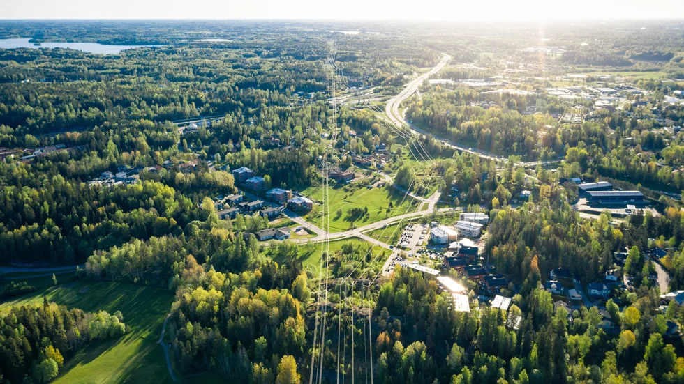 Luleåföretaget Nyab har tecknat avtal om att bygga en av etapperna av Aurora Line, kraftledningen mellan Sverige och Finland.