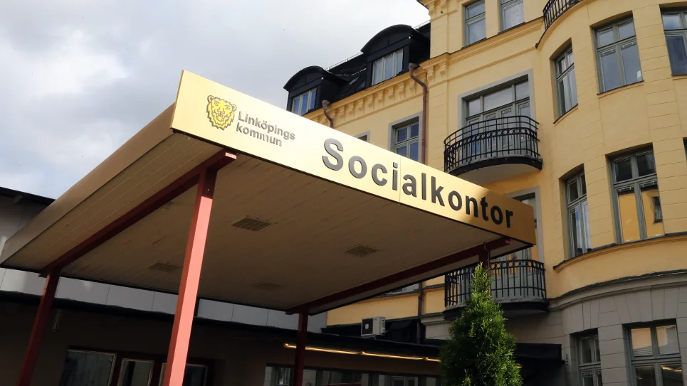 Social- och omsorgskontoret avgör var personer med behov av stöd inom socialpsykiatrin ska placeras. 