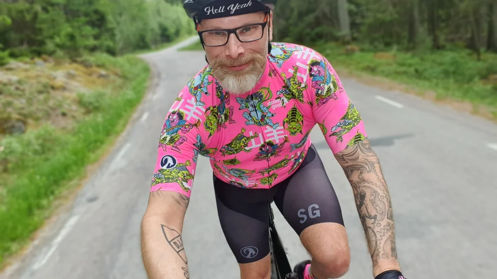 För andra gången samlar Ronny Jansson in pengar till forskning om hjärt- och kärlsjukdomar genom att cykla.