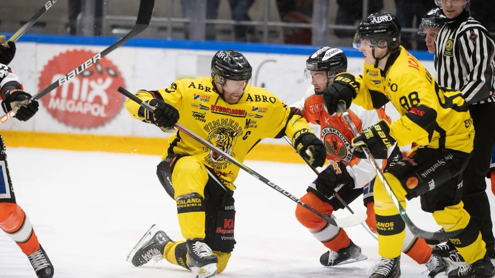 VH förlorade borta mot Karlskrona med 2-0.