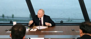 Putin i unikt möte: Vore galet att anfalla Nato