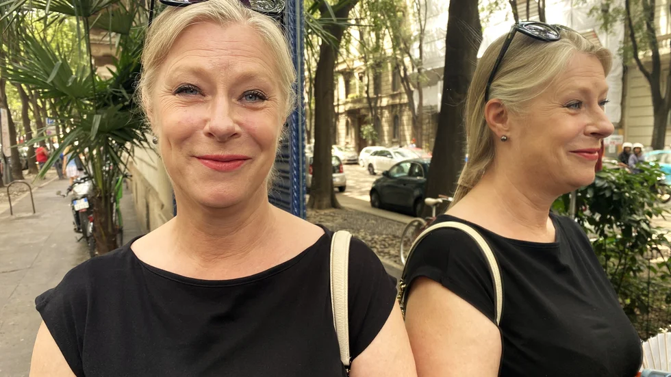 Maria Rönnqvist och är född och uppvuxen i Kalix. Efter hennes universitetsstudier i Kalifornien i Hotel management, lite resande runt i världen och några år i Stockholm, flyttade hon till Milano.