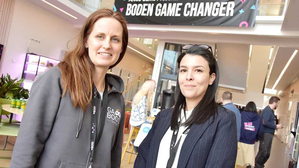 Två kvinnliga förebilder inom spelindustrin: Jenny Österlund, Game Boost, och Hind Toufga, Nordic Game, höll i ett möte för kvinnor om kvinnligt ledarskap.
