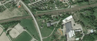 Nya ägare till stor villa i Sköldinge - 1 450 000 kronor blev priset