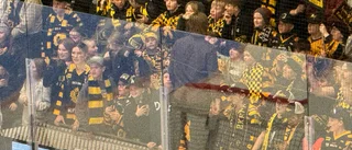 Kaptenen hjälpte till från läktaren: ”Hitta nått sätt att bidra”