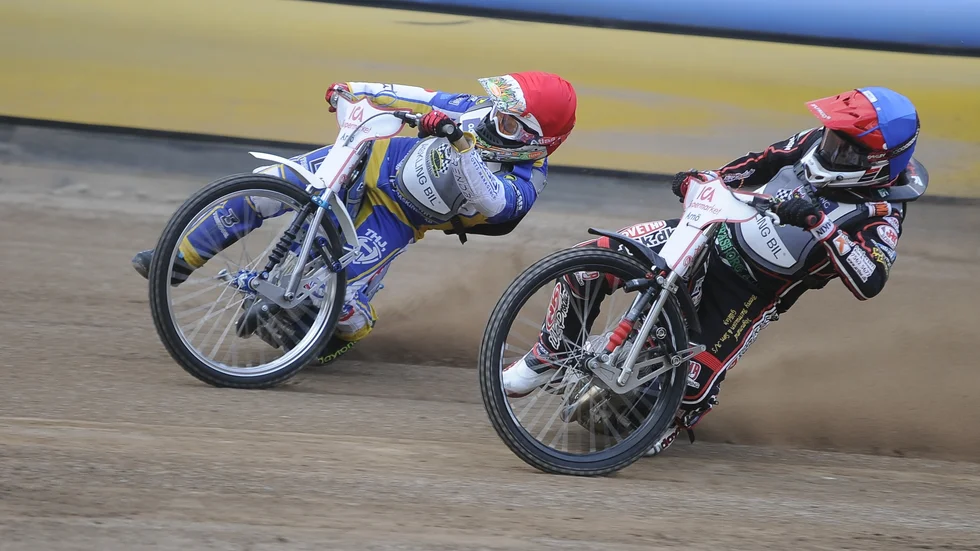 Dags för den första finalmatchen av två mellan Griparna och Solkatterna.