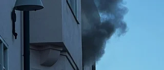 Lägenhetsbrand i Mjölby – två personer till sjukhus