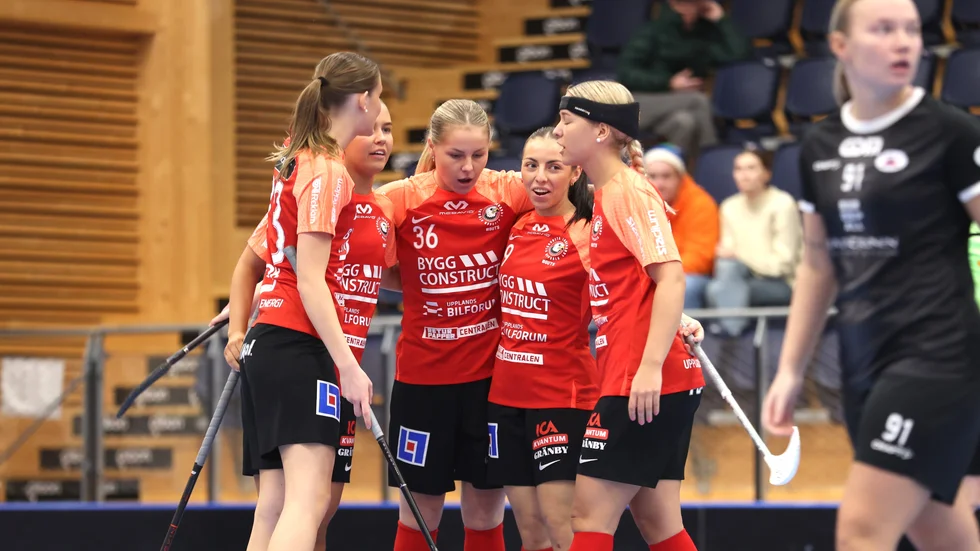 Storvreta jublar betydligt oftare den här säsongen jämfört med den förra. En trio nyförvärv ligger bakom den ökningen. Exempelvis har Amanda Ljunggren, mitten, gjort 30 mål på 16 matcher.