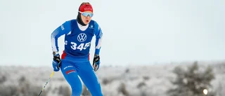 Skelleftetjejen bara en plats från medalj i VM efter superinsats