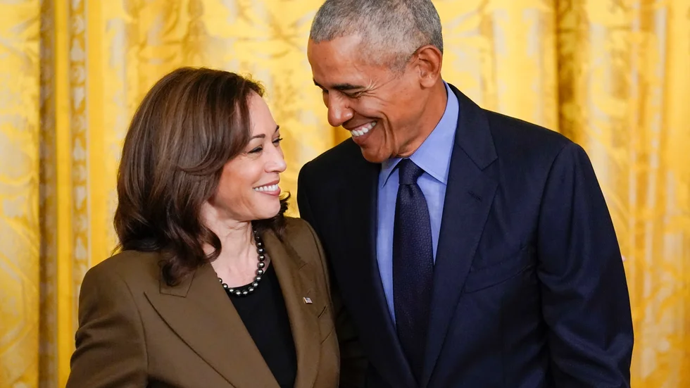 USA:s vicepresident Kamala Harris och landets tidigare president Barack Obama. Arkivbild.