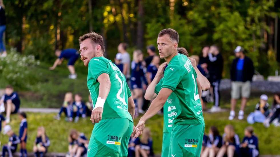 Jonatan Vikström och Felix Gustavsson som mittbackspar har varit en av Bodens framgångsfaktorer i årets division 2-säsong.