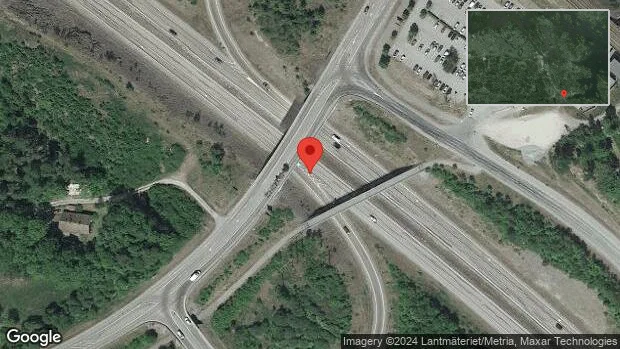 Stillastående personbil på E20