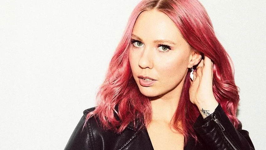 Clara Klingenström gav ut debutalbumet "Claras dagbok" i december.