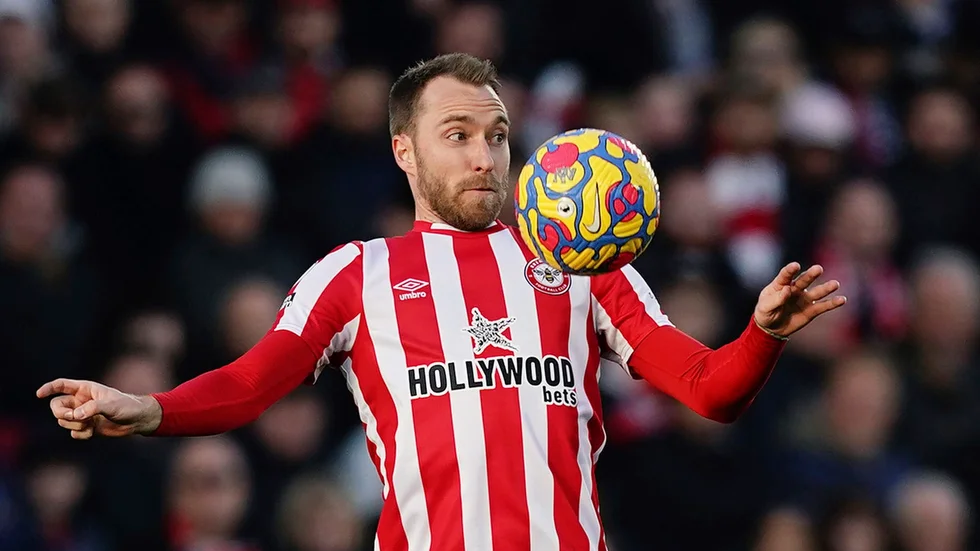 Brentfords Christian Eriksen var tillbaka i hetluften.