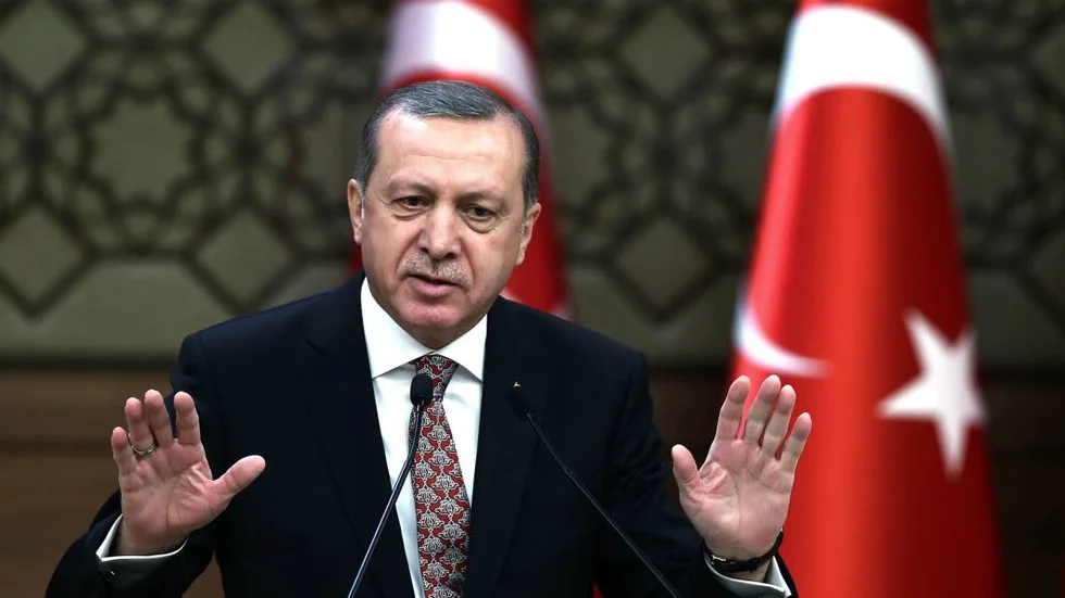 Samarbete är lösningen. Torsten Nilsson tror inte att flyktingfrågan kan lösas med stängsel elelr med Turkeits president Erdogan.