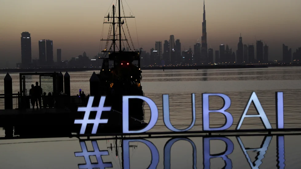 Problematiken i Peking är densamma som den är i Dubai, skriver Ylva Hedquist Hedlund (V), andre vice ordförande i Regionala utvecklingsnämnden.