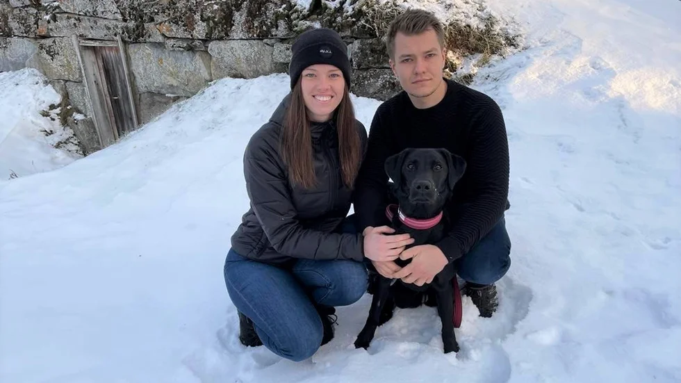 Myra med matte Ellinor och husse Markus.